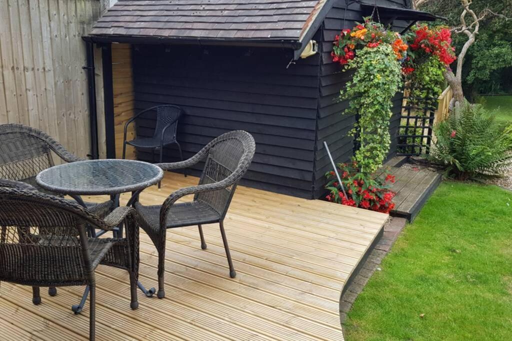 Riverside Lodge Pied A Terre Fordingbridge Eksteriør bilde
